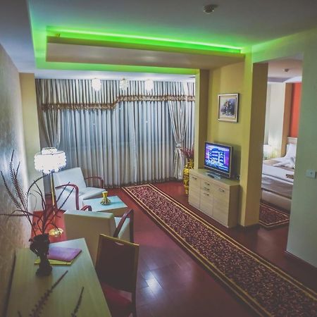 Hotel New Star Skopje Luaran gambar
