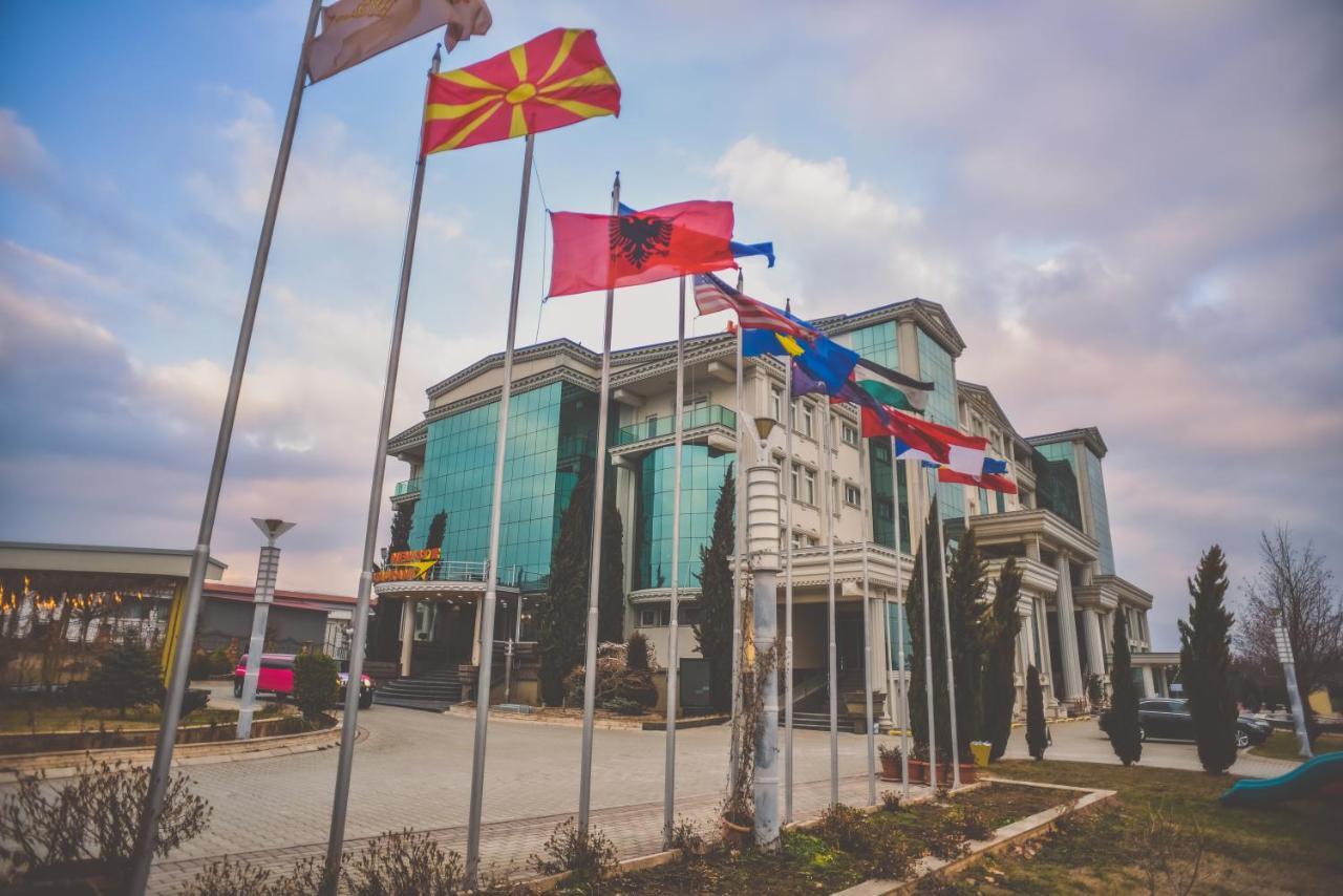 Hotel New Star Skopje Luaran gambar