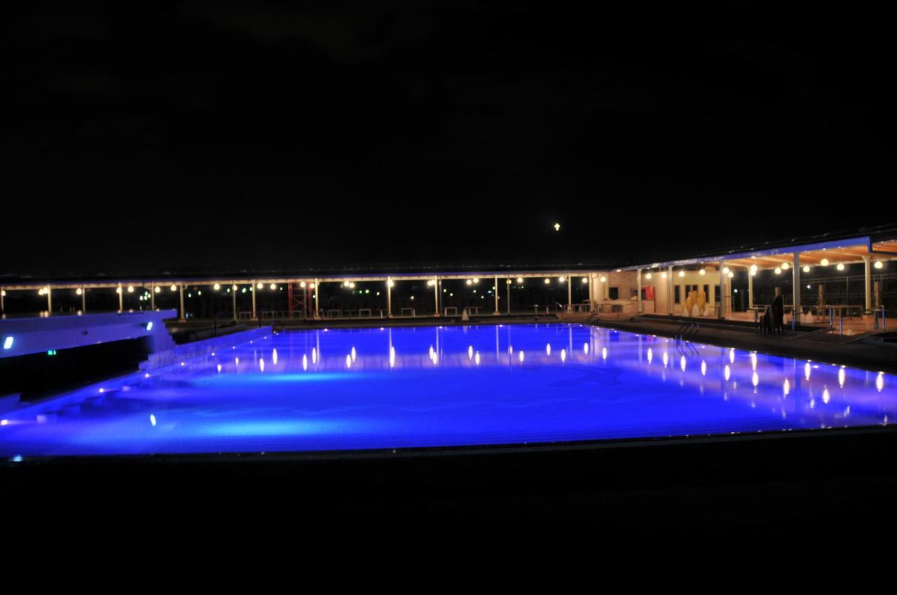 Hotel New Star Skopje Luaran gambar