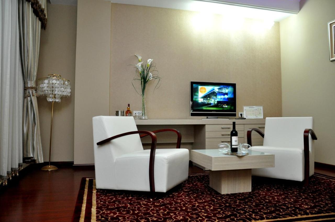 Hotel New Star Skopje Luaran gambar