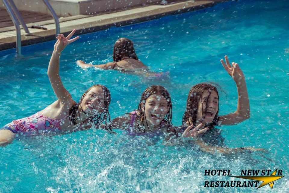 Hotel New Star Skopje Luaran gambar