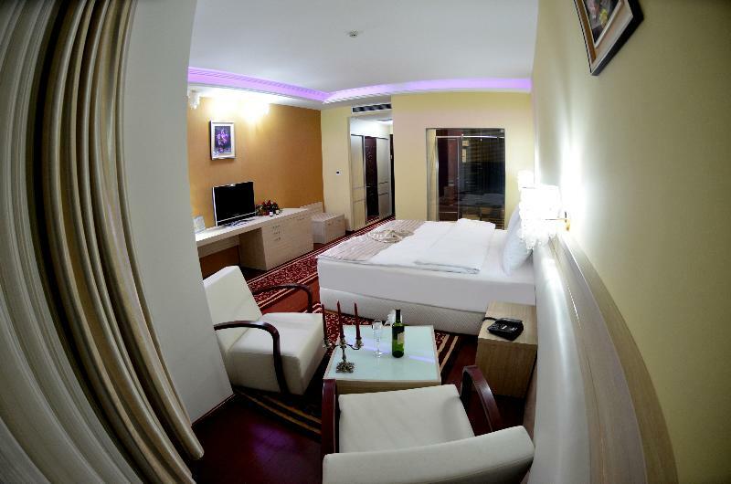 Hotel New Star Skopje Luaran gambar